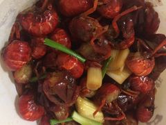 -巴厘龙虾·榜首油焖大虾(音乐学院·沿江酒馆店)