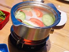 三鲜菌菇火锅-华侨城嘉途酒店·屋顶阳光餐厅