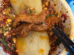 -牛华周记麻辣烫起源店