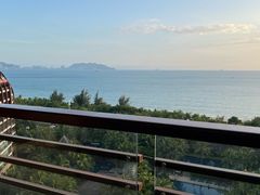 -三亚湾海居铂尔曼度假酒店