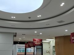 -雅悦齿科(顾村公园店)