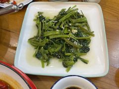 -鲁小三·大骨自助(金山总店)