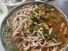-正宗杨记普洱酸醋米线(总店)