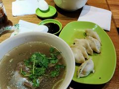 -锅贴王小吃(南大街店)