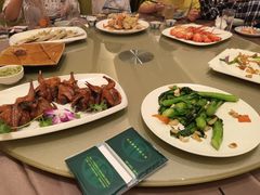 -沙龙酒家