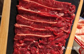 Dongqi Hand-Cut Fresh Beef