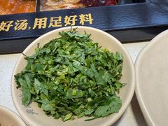-老牌坊云南鱼豆花火锅(哈西万达店)