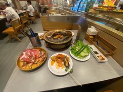 -山焱·炭火自助烤肉(周浦万达店)