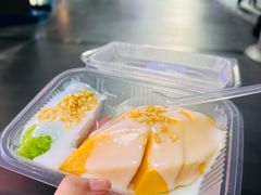 -Nings Mango Stand