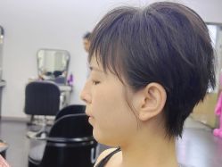 -诗悦发型SALON·圣罗兰店