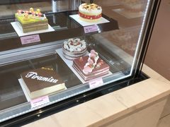 面包甜点陈列柜-御品轩(汉神购物广场店)