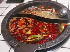 -卤校长重庆火锅(恒隆广场店)