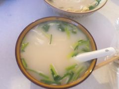 -烤鸭肉夹馍鸭汤店