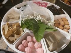 -鸡遇虾煲干锅火锅(小寨金莎店)