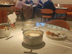 -享遇.锅姥姥牛排海鲜自助(小寨店)