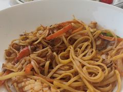 -MONICH牛排融合餐厅(和义大道购物中心店)