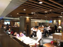 -海底捞火锅鲜切牛肉主题店(长寿路店)