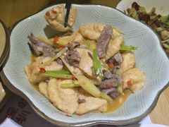 拆骨肉焖鱼腐-珍藏湘约(科技园店)