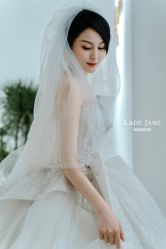 -Lady  Jane高端婚纱礼服馆