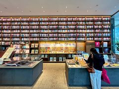 -茑屋书店(天目里店)