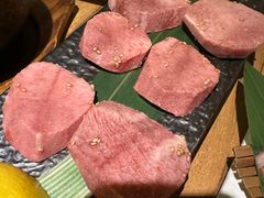 -炼火烤肉店