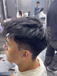 -米可造型烫发染发