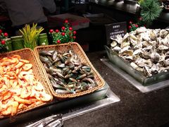 -钱小奴海鲜自助黑金店(杭州滨江龙湖店)