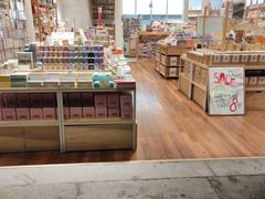 -猫的天空之城概念书店(杭州南宋御街店)