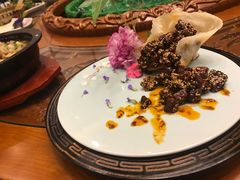 -万重锦·人文川菜馆(骡马市店)