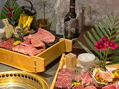 -铭牛烧肉·和牛海鲜自助(高新月牙湖店)