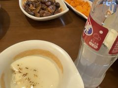 -叁煨蹄花·下饭盐帮菜(人民广场店)