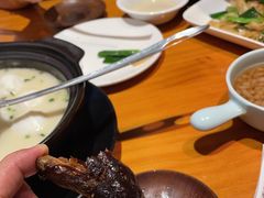 -莲餐厅·湖北菜·潜江小龙虾店(愚园路店)