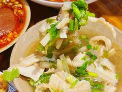 -谢老五跷脚牛肉·非遗传承店