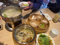 瑶柱叉烧炒饭-避风塘(百联东郊店)