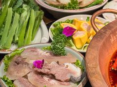 -山城鼎重庆老火锅(西安钟楼店)