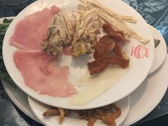 -桥香园云南过桥米线(金马碧鸡店)
