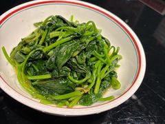 -川流不息·地道川菜·小龙虾(新松江路店)