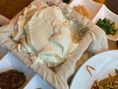 一块豆腐-95号酱骨·一块豆腐(展春园西路店)