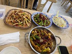 -江城燕子大排档(江汉路步行街店)