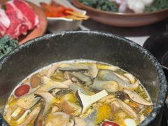 -芸山季·云南山珍菌火锅(人民广场来福士店)