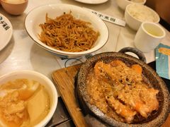 -小菜园新徽菜(镇江丹阳吾悦店)