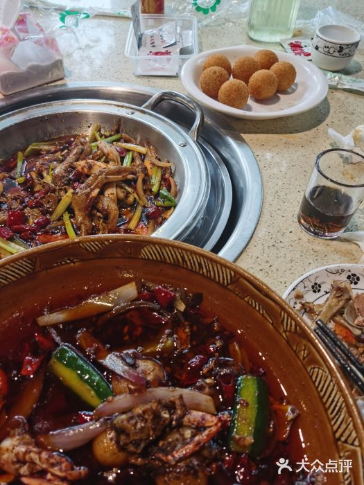 休记光头香辣蟹干锅店(衣冠庙店)图片