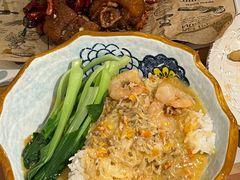 蟹粉虾仁捞饭-十面欢腾·海鲜面·台式Bistro(长乐路店)