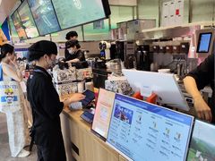 -霸王茶姬(上海静安大悦城店)