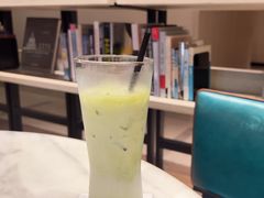 -深圳罗湖木棉花凯悦尚选酒店•大堂吧