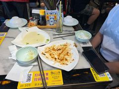 -京城小江南·北京烤鸭·江南土菜·白鱼(中关村店)