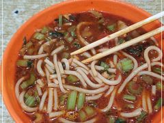 -玲玲米粉·新疆现炒米粉(大十字总店)