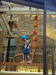 -PIPIKINGDOM皮皮王国欢乐号(欢乐海岸购物中心店)