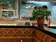 -陇兴楼兰州拉面(西安咸阳国际机场店)