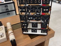 -COACH蔻驰(赛特奥特莱斯店)